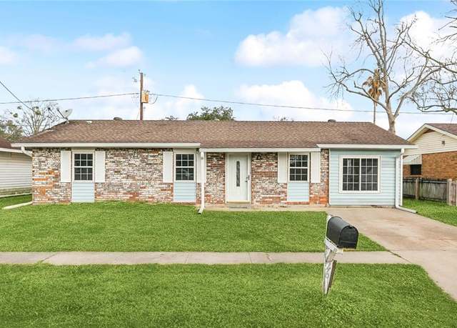 Property at 2649 Dove Ave, Marrero, LA 70072, 3 beds, 2 baths