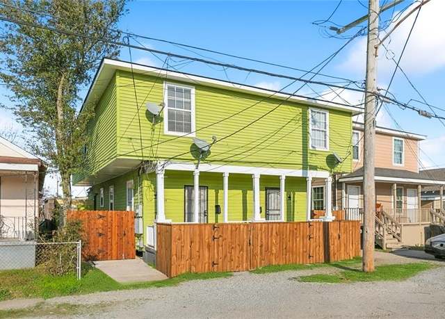 Property at 8813-15 Fig St, New Orleans, LA 70118, 6 beds, 4 baths