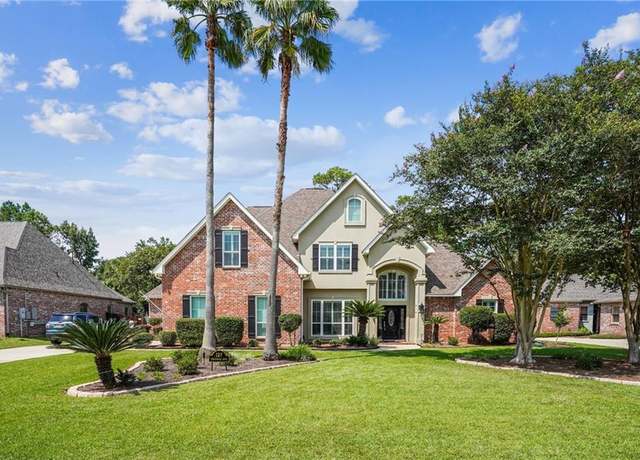 Property at 127 Morningside Dr, Mandeville, LA 70448, 5 beds, 3.5 baths