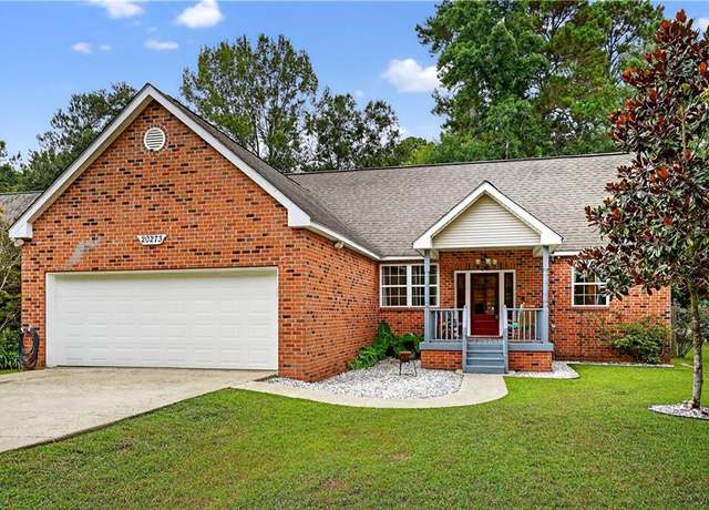 Property at 20273 Helenbirg Rd, Covington, LA 70433, 3 beds, 3 baths