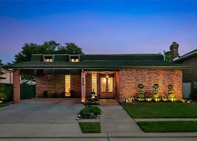 Property at 5593 Jacquelyn Ct, New Orleans, LA 70124, 4 beds, 3.5 baths