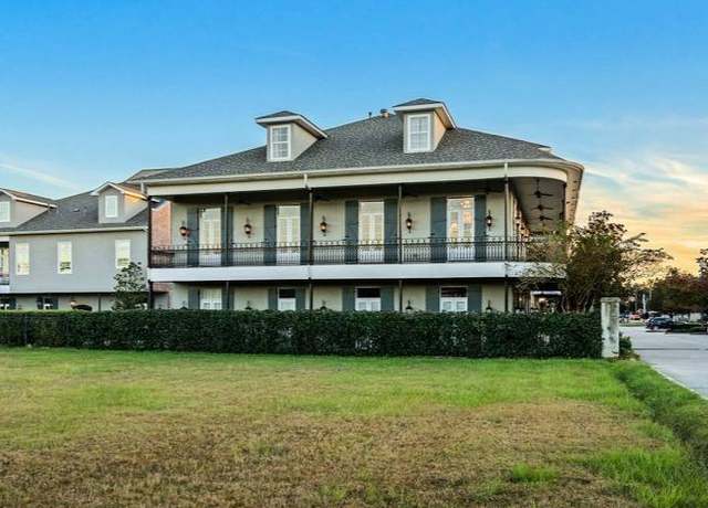Property at 942 Village Walk Ln Unit 3A, Covington, LA 70433, 3 beds, 3 baths