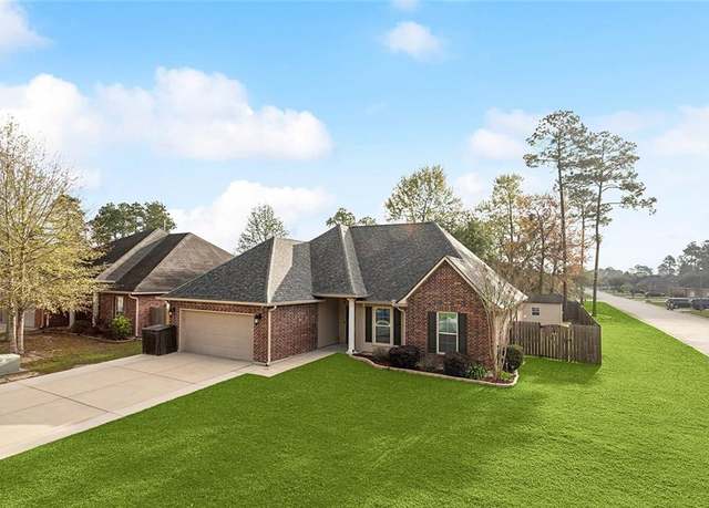 Property at 669 Fairfield Loop, Slidell, LA 70461, 3 beds, 2 baths