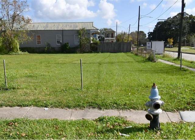 Property at 630 Whitney Ave, New Orleans, LA 70114