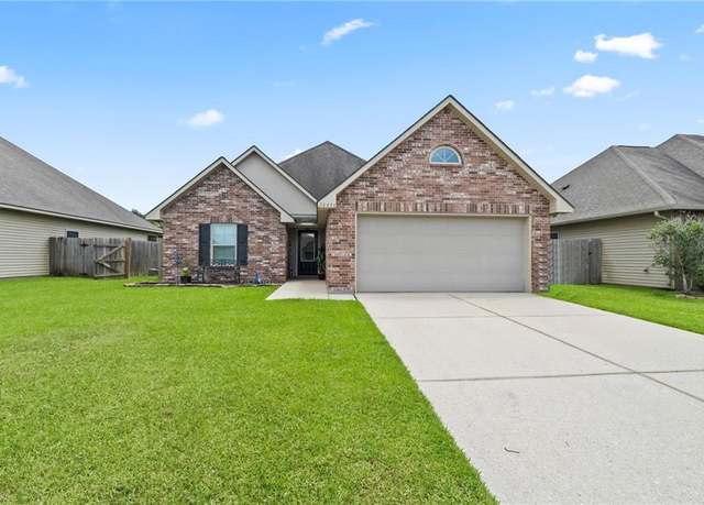 Property at 20450 Lullabye Ln, Hammond, LA 70401, 3 beds, 2 baths