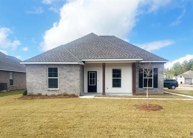 Property at 75477 Victoria Dr, Covington, LA 70435, 3 beds, 2 baths