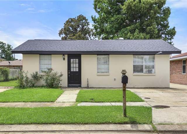 Property at 641 Cameron Ct, Kenner, LA 70065, 3 beds, 2 baths