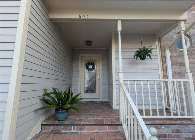 Property at 601 Audubon Trce #601, Jefferson, LA 70121, 2 beds, 2.5 baths