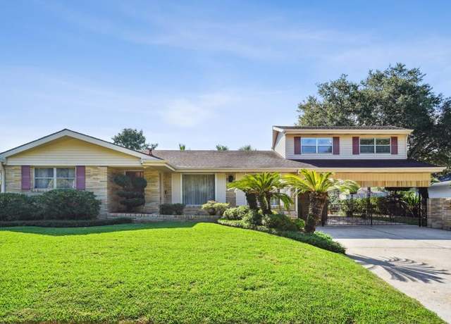 Property at 1718 Lark St, New Orleans, LA 70122, 4 beds, 3.5 baths