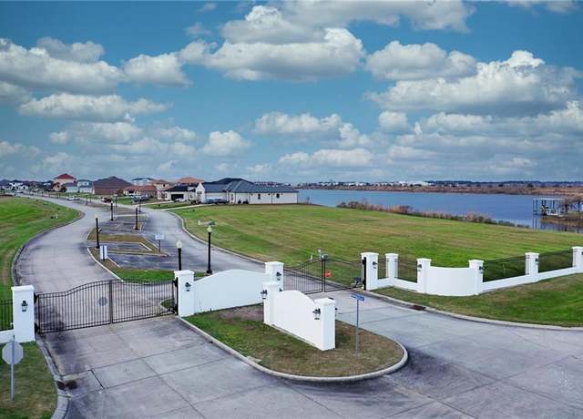 Property at 4000 Marina Villa Dr, Slidell, LA 70461