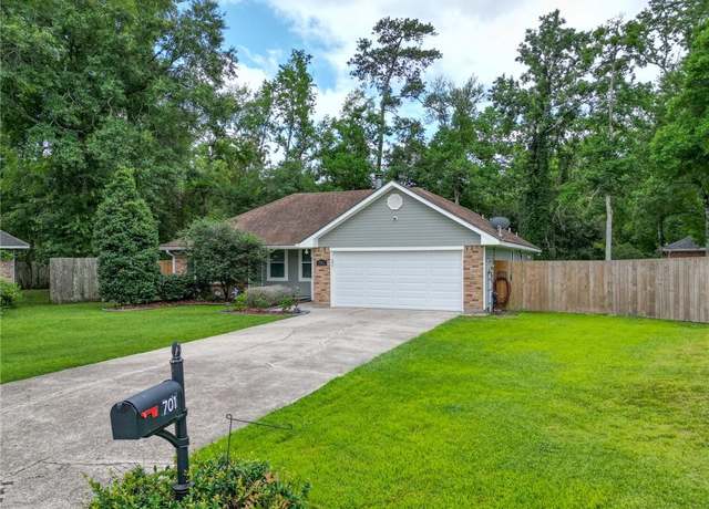 Property at 701 S Black Lake Ct, Slidell, LA 70461, 3 beds, 2 baths