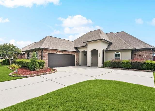 Property at 43360 Quiet Lake Dr, Hammond, LA 70403, 4 beds, 3 baths