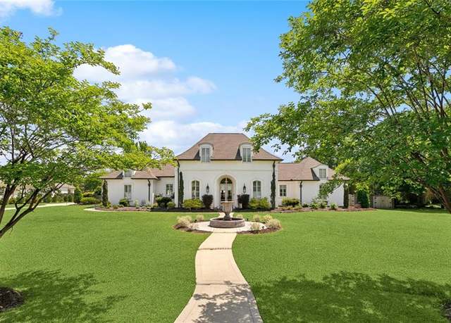Property at 109 Tchefuncta South Dr, Covington, LA 70433, 5 beds, 4 baths