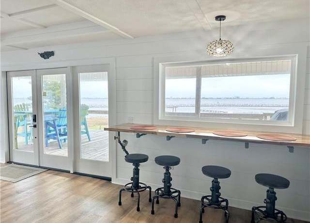 Property at 154 E Central Ave, Grand Isle, LA 70358, 3 beds, 2 baths
