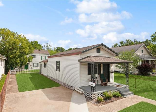 Property at 3605 Bauvais A & B St, Metairie, LA 70001, 4 beds, 3 baths