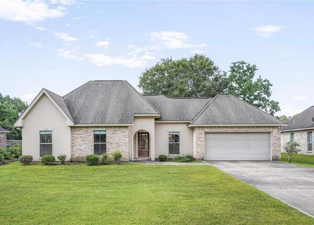 Property at 314 Autumn Woods Dr, Covington, LA 70433, 4 beds, 2 baths