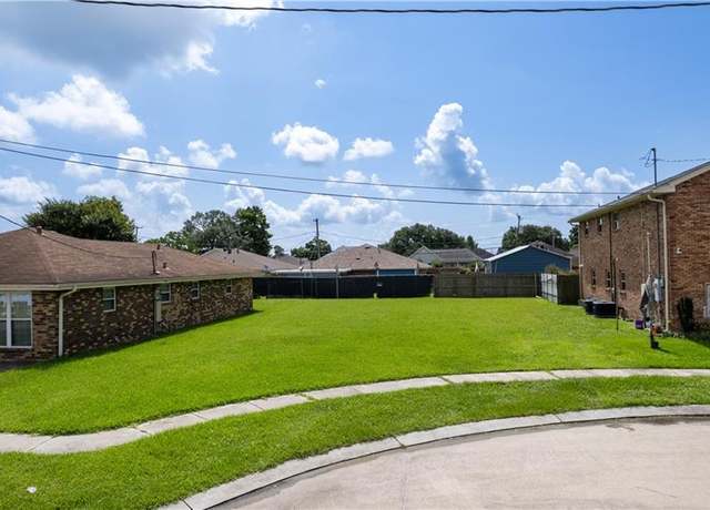 Property at 3301 Charles Ct, Chalmette, LA 70043