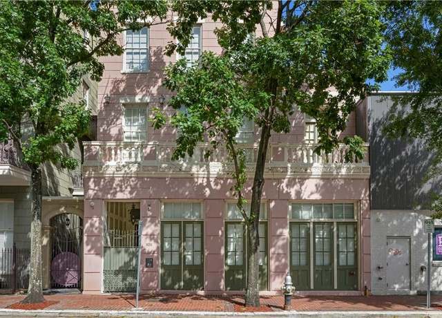 Property at 828 St Charles Ave #2, New Orleans, LA 70130, 2 beds, 2 baths