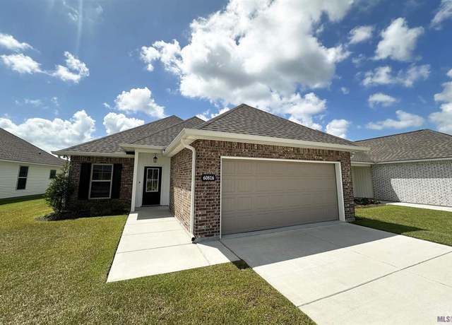 Property at 60816 Fairfax Dr, Lacombe, LA 70445, 3 beds, 2 baths
