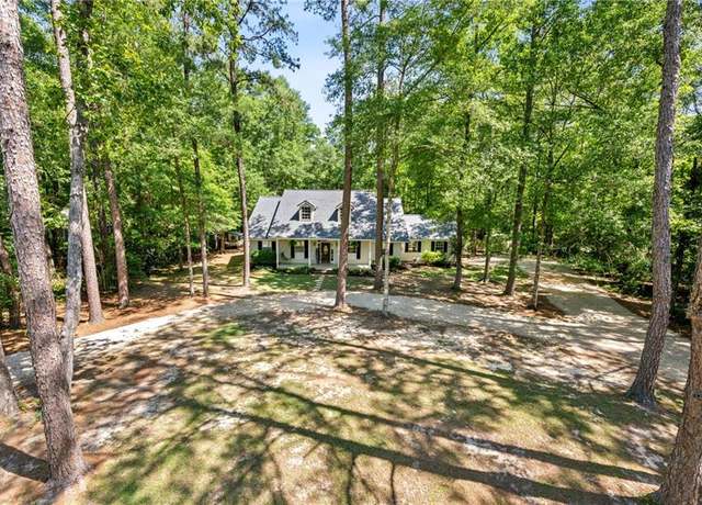 Property at 20035 River Parc Dr, Covington, LA 70433, 3 beds, 2 baths