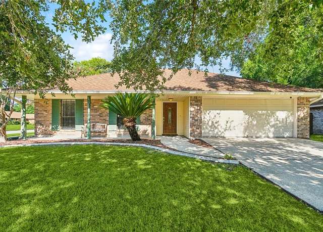 Property at 801 Lake Borgne Ct, Slidell, LA 70461, 4 beds, 2 baths