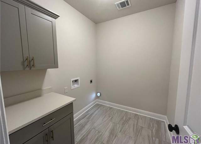 Property at 19419 Chelwood Ct, Hammond, LA 70403, 3 beds, 2 baths