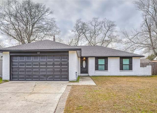 Property at 307 Almond Creek Rd, Slidell, LA 70461, 4 beds, 2 baths