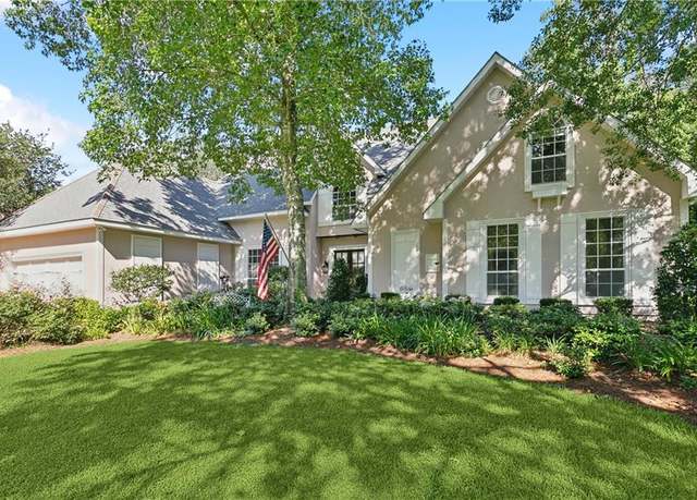 Property at 104 Acadian Ln, Mandeville, LA 70471, 5 beds, 4 baths