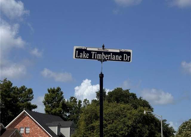 Property at 3745 Lake Timberlane Dr, Gretna, LA 70056
