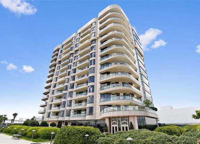 Property at 600 Port Of New Orleans Pl Unit 15F, New Orleans, LA 70130, 3 beds, 5 baths