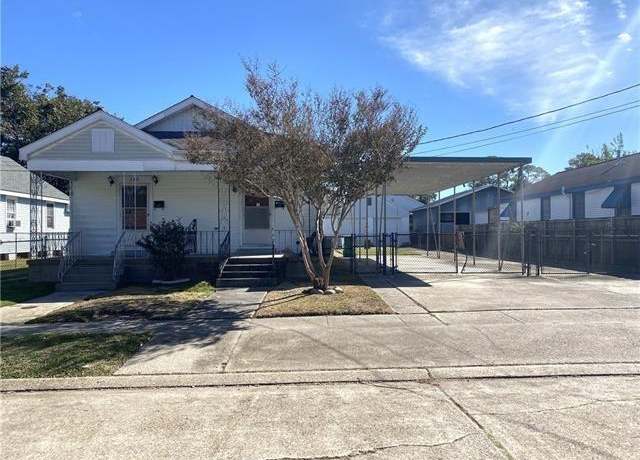 Property at 343 45 Aris Ave, Metairie, LA 70005, 4 beds, 2 baths
