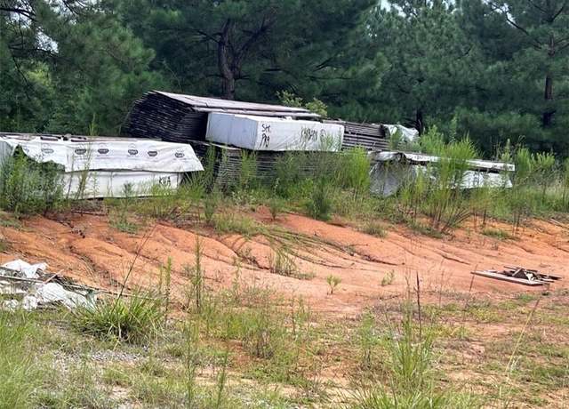 Property at 74 Lake Hillsdale Rd, Lumberton, MS 39455, 3 beds, 2 baths
