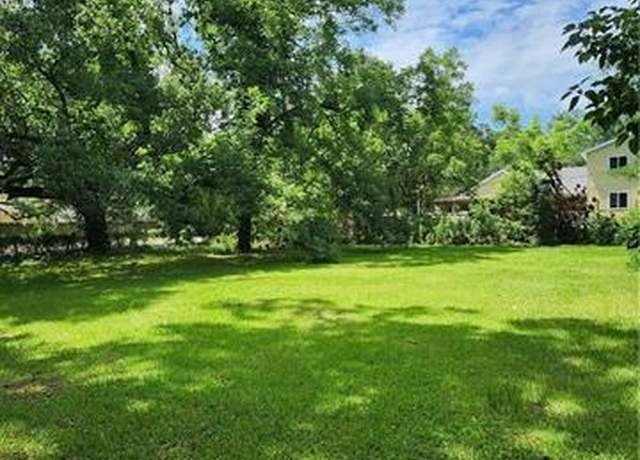 Property at 100 Cambridge Ct, New Orleans, LA 70131
