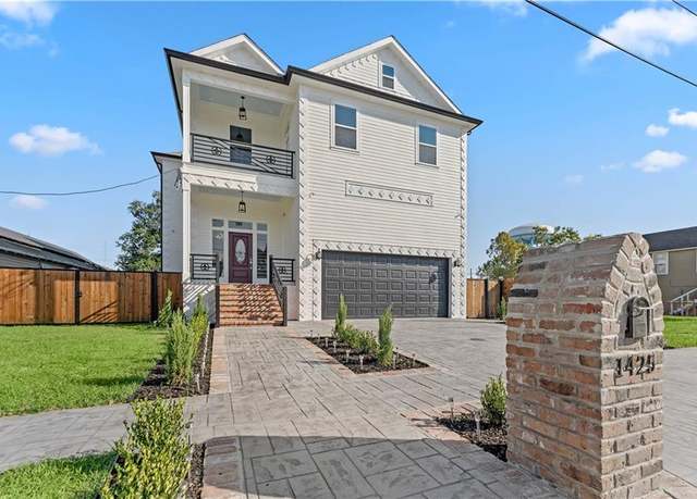 Property at 1425 Angela St, Arabi, LA 70032, 5 beds, 4.5 baths