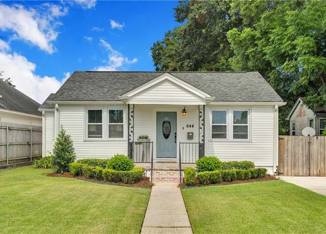 Property at 644 Elmeer Ave, Metairie, LA 70005, 3 beds, 2 baths