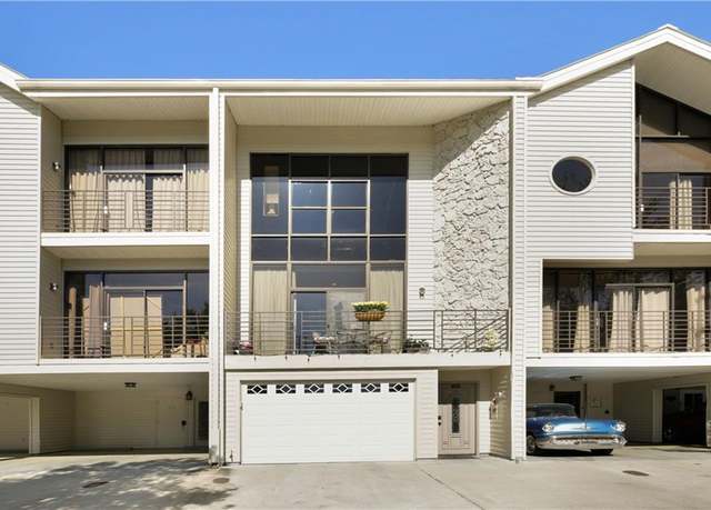 Property at 127 E Highway 22 Hwy Unit W5, Madisonville, LA 70447, 2 beds, 2.5 baths