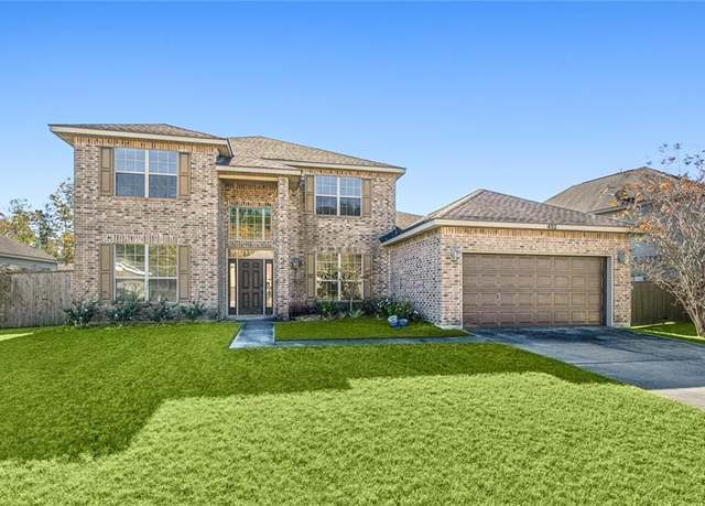Property at 452 Autumn Haven Cir, Lacombe, LA 70445, 5 beds, 3.5 baths