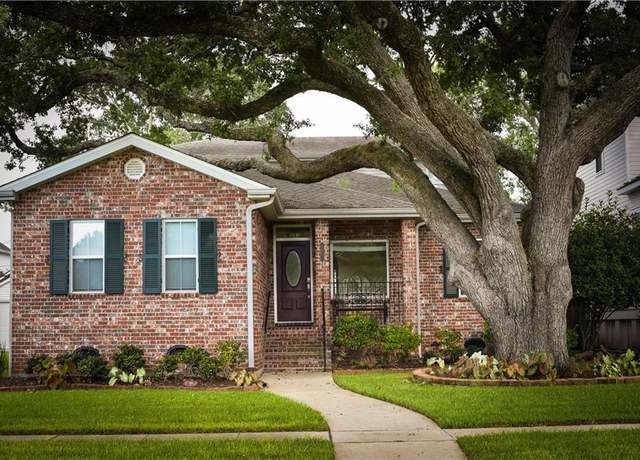 Property at 6613 Memphis St, New Orleans, LA 70124, 4 beds, 3.5 baths