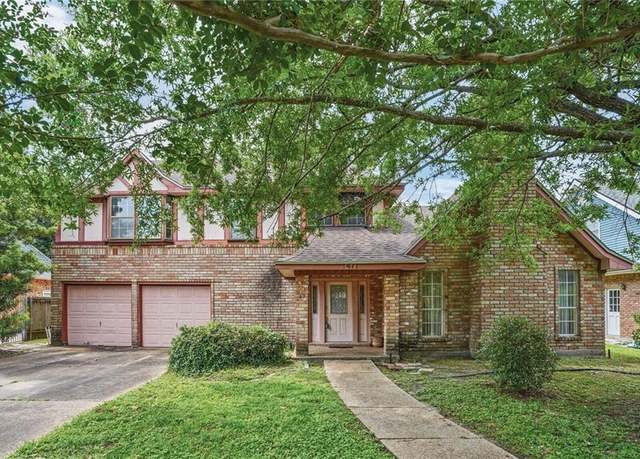Property at 47 Chateau Trianon Dr, Kenner, LA 70065, 3 beds, 2.5 baths