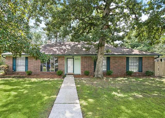 Property at 401 Water Oak Ln, Mandeville, LA 70471, 3 beds, 2 baths