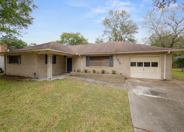 Property at 106 Dewald Dr, Slidell, LA 70458, 3 beds, 2 baths