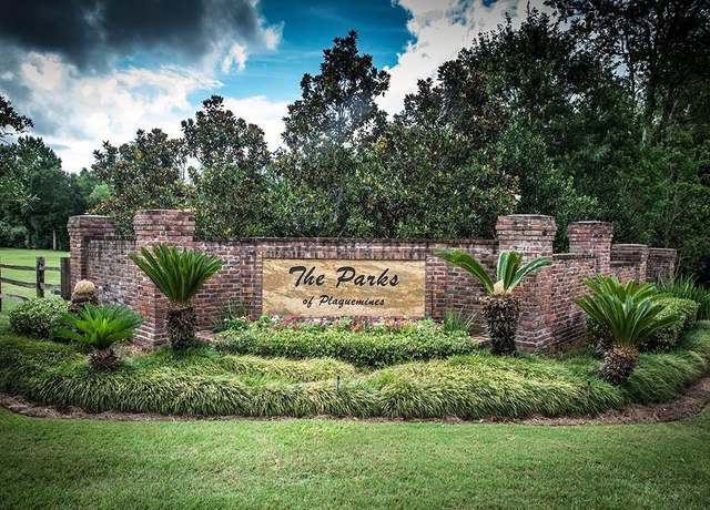 Property at 205 Cypress Crossing Dr, Belle Chasse, LA 70037
