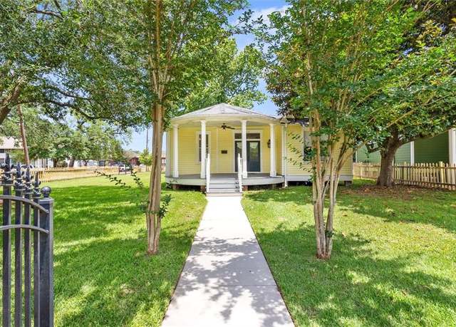 Property at 312 N Oak St, Hammond, LA 70401, 3 beds, 2 baths