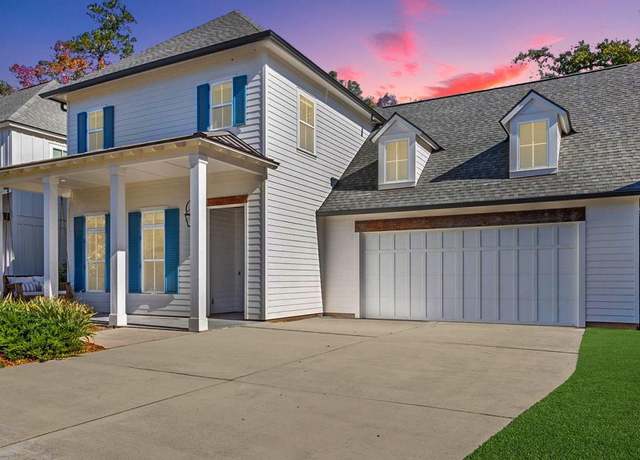 Property at 1024 Oxbow Ct, Covington, LA 70433, 4 beds, 3.5 baths