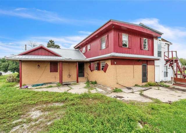 Property at 3143 Highway 1, Raceland, LA 70394, 4 beds, 3.5 baths