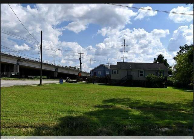 Property at 2640 Almonaster Ave, New Orleans, LA 70117