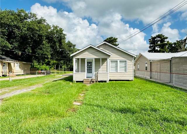 Property at 115 Early St, Paradis, LA 70080, 4 beds, 2 baths