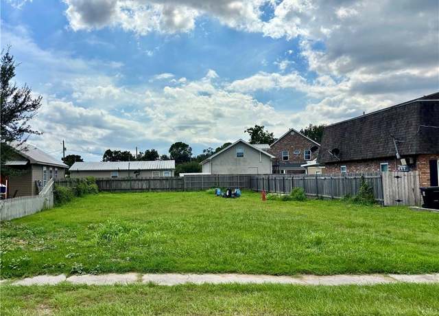 Property at 334-336 Oak Ave, Harahan, LA 70123