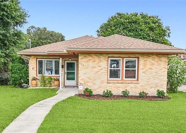 Property at 947 Athania Pkwy, Metairie, LA 70001, 3 beds, 2 baths