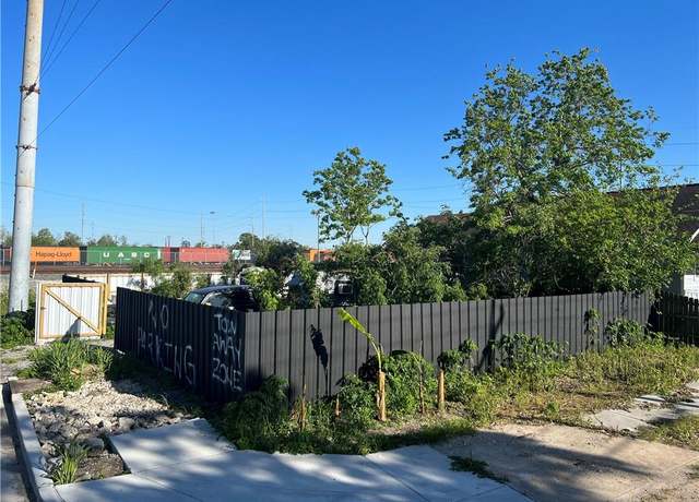 Property at 2541 Port St, New Orleans, LA 70117